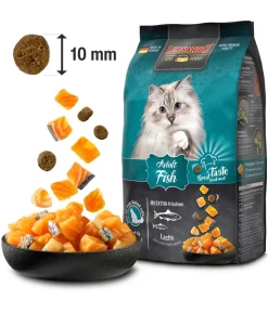 Leonardo Trockenfutter für Katzen Adult Light & Sterilised, Geflügel
